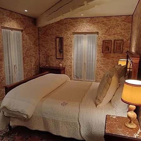 Place De La Bastide サント・フォワ・ラ・グランド