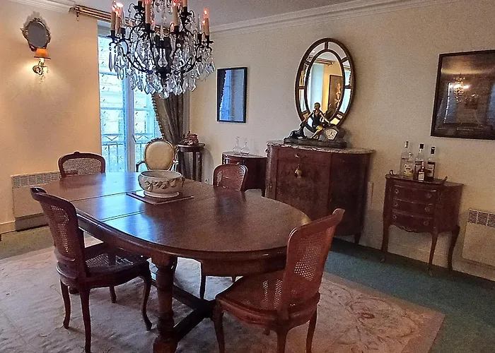 Place De La Bastide *