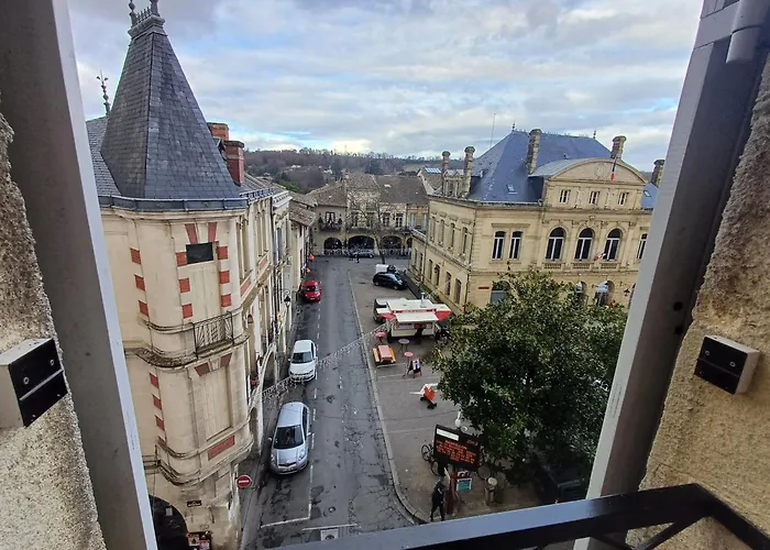 Place De La Bastide *